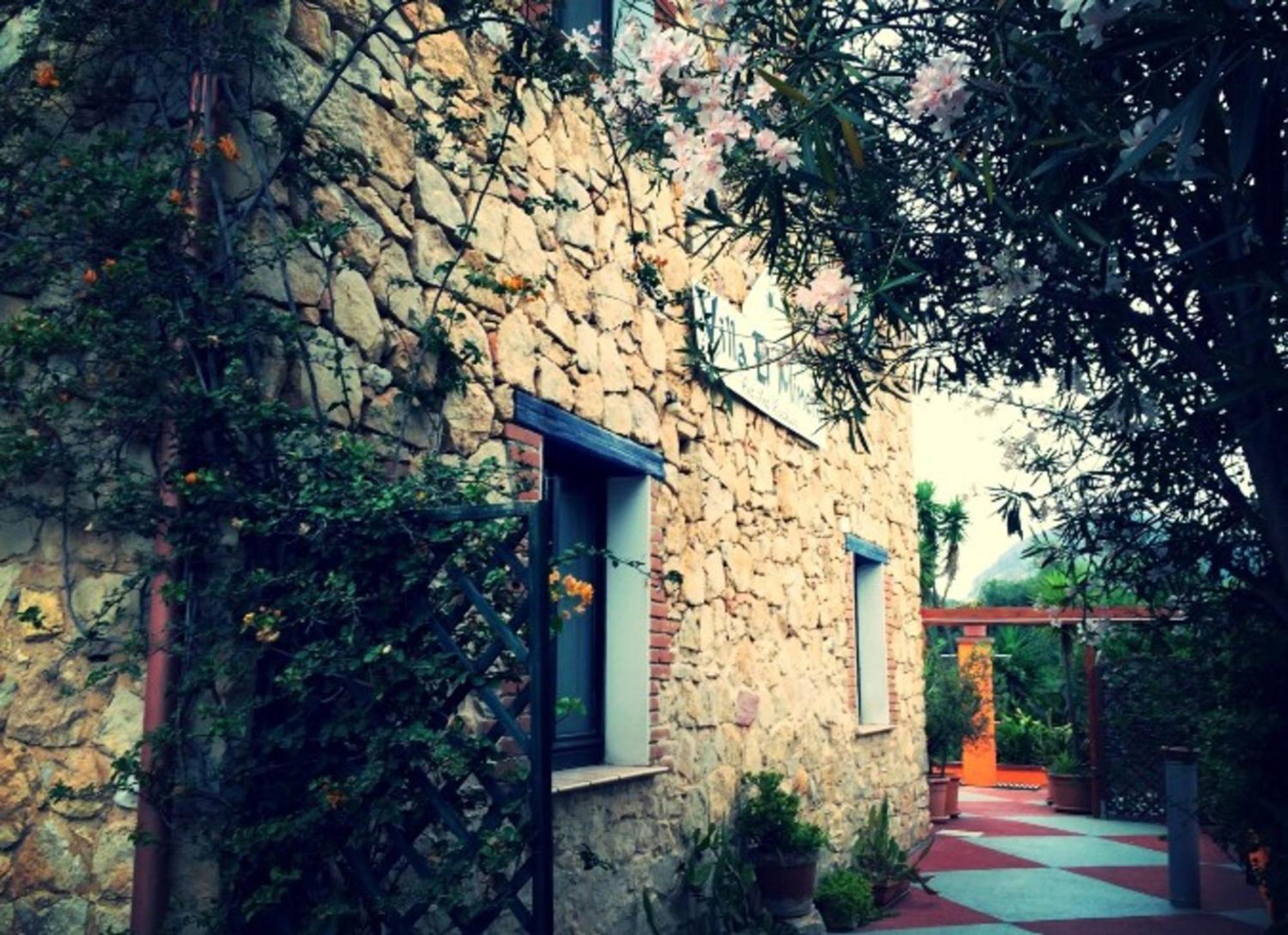 Villa El Minero Gonnesa Exterior photo